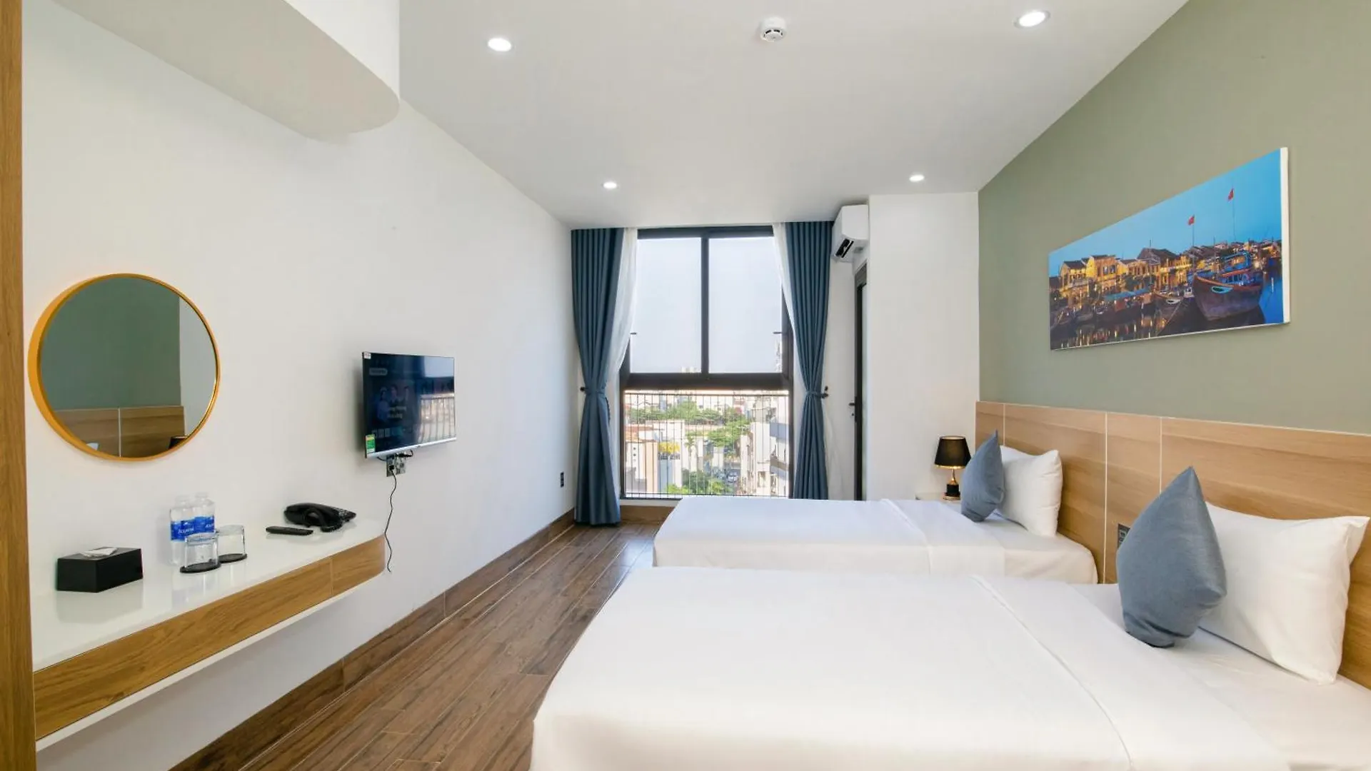 First Studio Hotel Danang